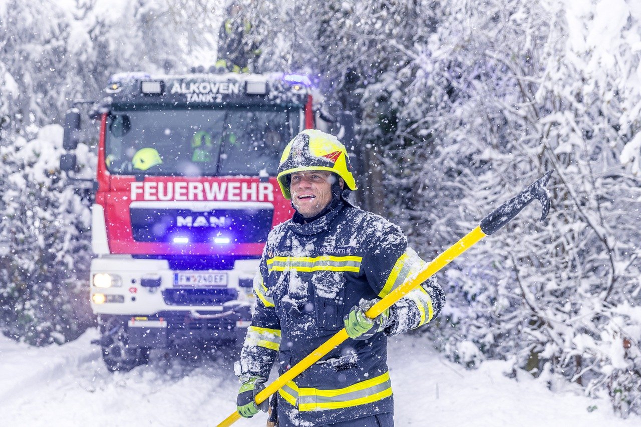 découvrez les enjeux de l'urgence climatique et les solutions nécessaires pour préserver notre planète. informez-vous sur les impacts du changement climatique et les actions à entreprendre pour un avenir durable.