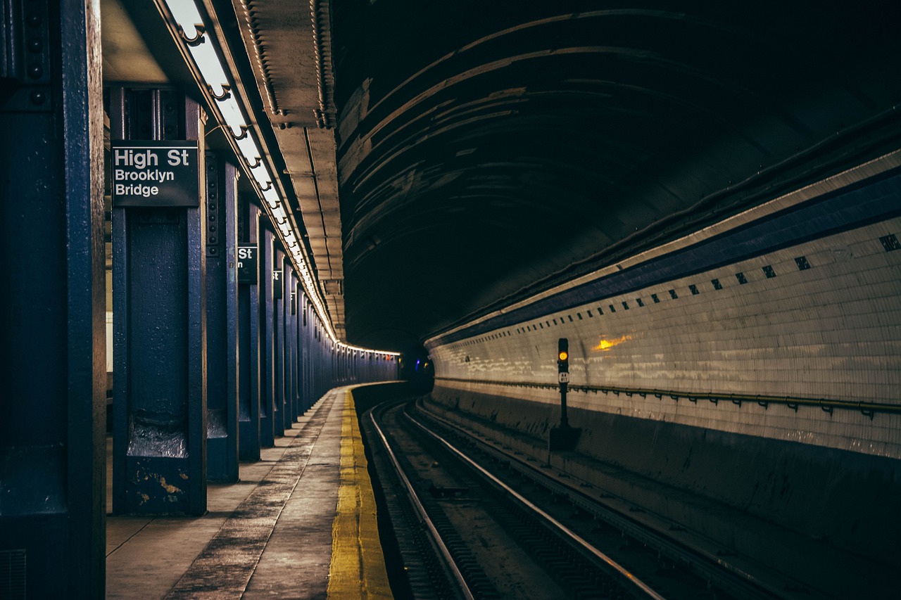 découvrez les avantages des transports publics : une solution pratique, économique et écologique pour vos déplacements quotidiens. explorez nos conseils pour optimiser vos trajets en métro, bus et tramway.